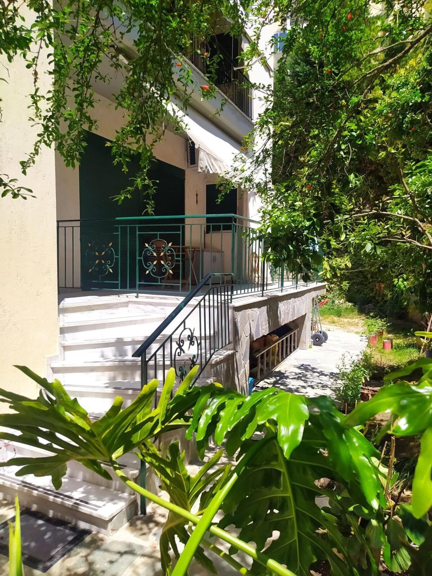 Marousi Comfy Apartment With Balcony Athens Exterior photo